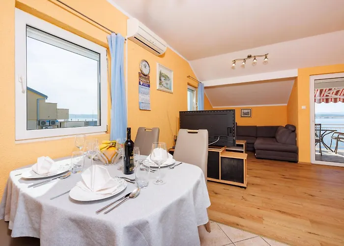 Davor Apartment Dramalj